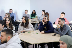 AAB College students part of the training with the expert Anca Prisacariu