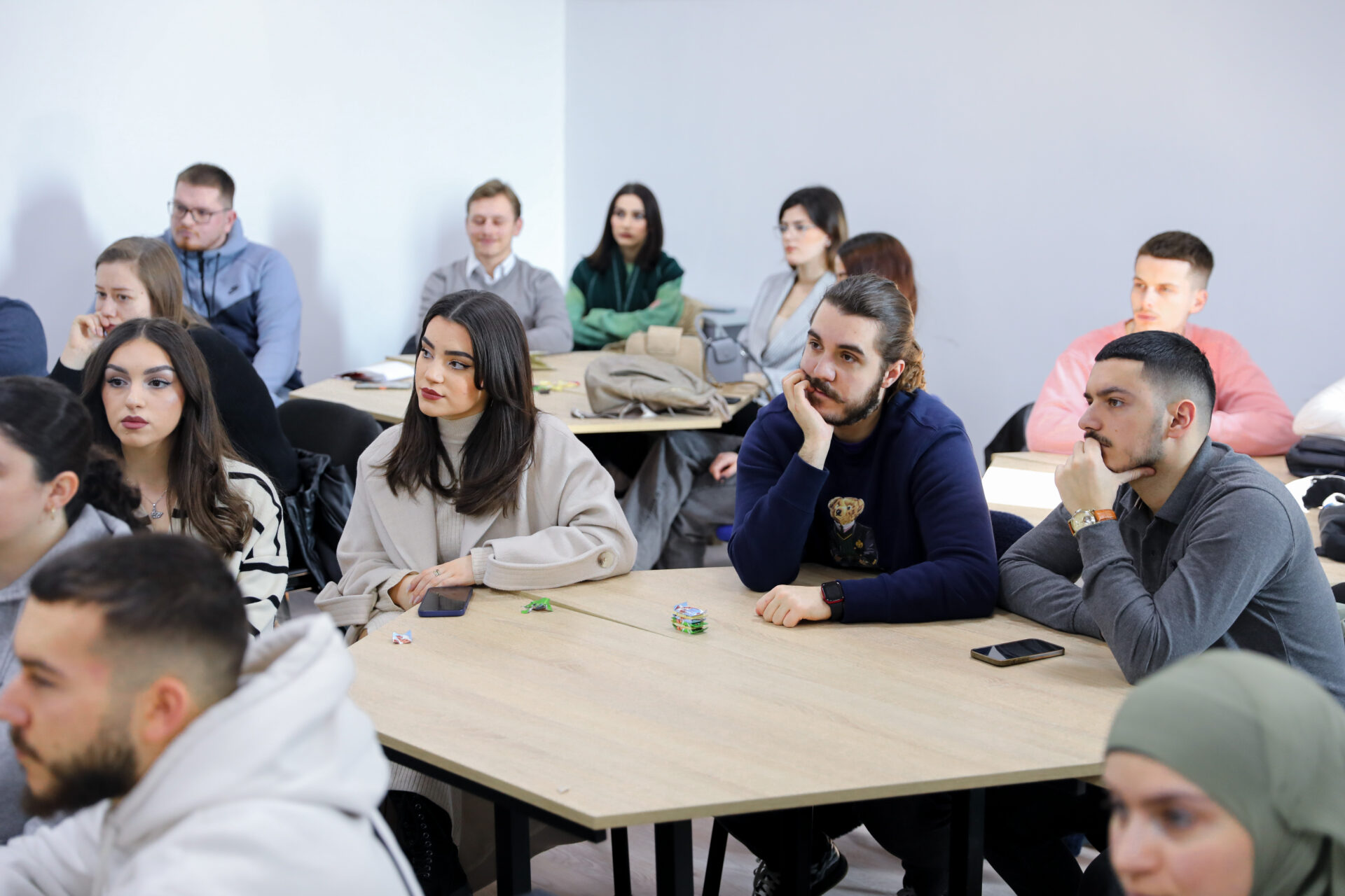 AAB College students part of the training with the expert Anca Prisacariu