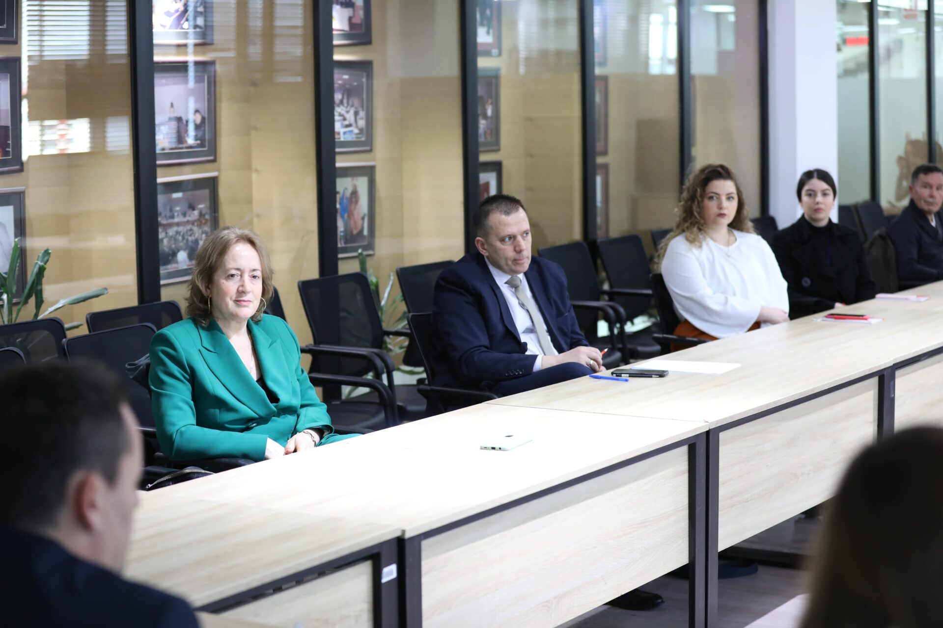 The Project Development Office of AAB College organizes a project initiation meeting