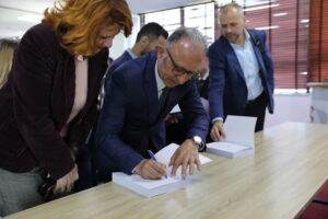 The book "Curriculum - Design, Development, Evaluation" by Nazmi Xhomara and Nazvekte Hasani is promoted at AAB College