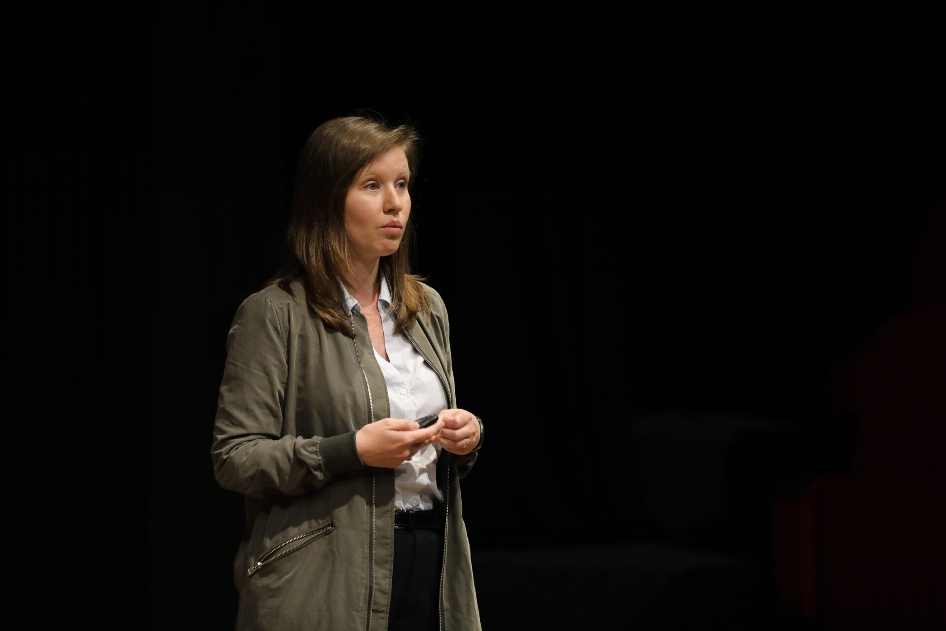The professor from the University of Antwerp gives a lecture to the students of the AAB College