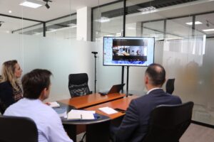 The Faculty of Social Sciences in an online meeting with the professor from the University of Graz, discussing a cooperation agreement