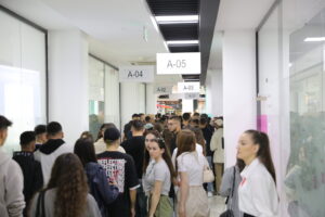 Thousands of high school graduates today started the Preparatory School for the Matriculation Test at AAB College