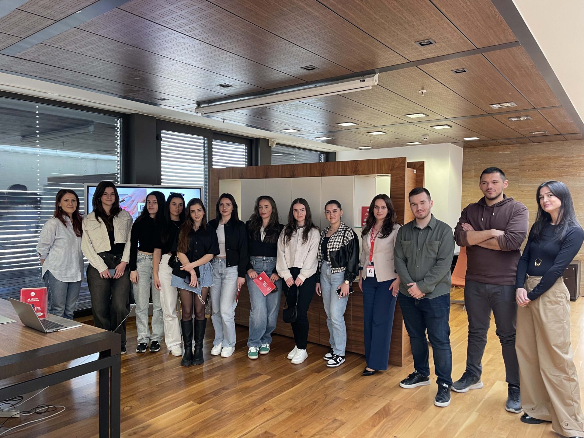 Students of the Faculty of Economics are introduced to the opportunities for practice and employment at "IPKO Telecommunications"